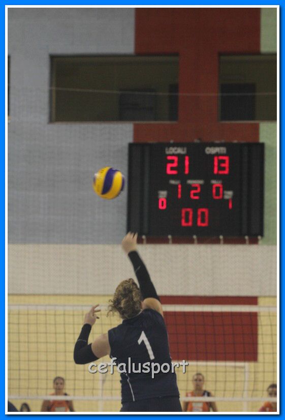 121110 sport2 555_tn.jpg